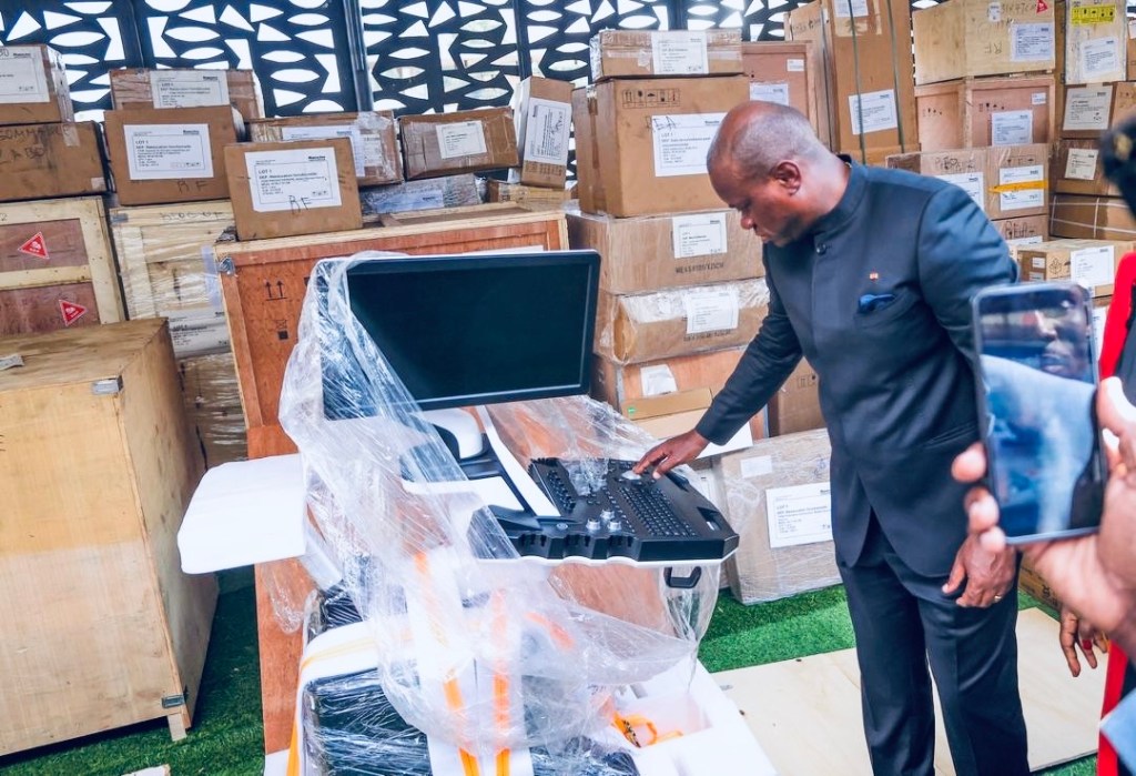 Santé au Gabon : 18 milliards de francs CFA pour moderniser le plateau technique&nbsp;national
